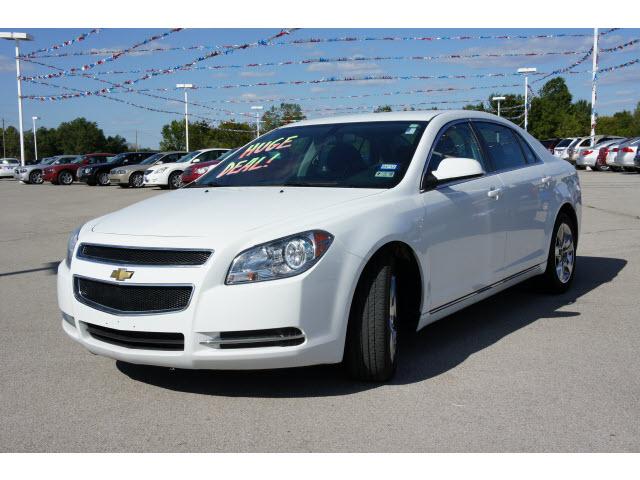 Chevrolet Malibu 2010 photo 4
