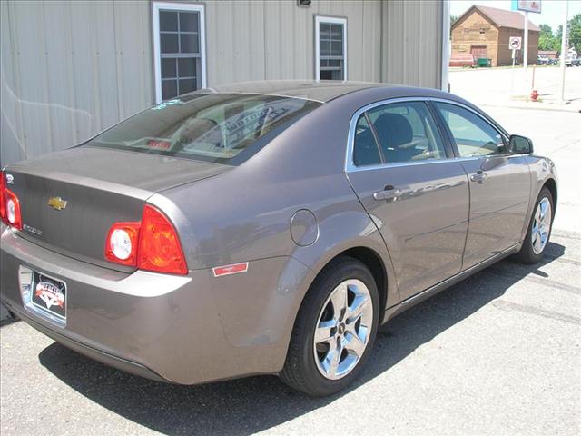 Chevrolet Malibu 2010 photo 1