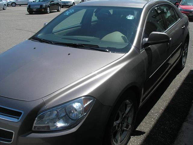 Chevrolet Malibu 2010 photo 2