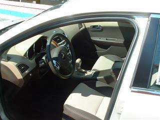 Chevrolet Malibu 2010 photo 1