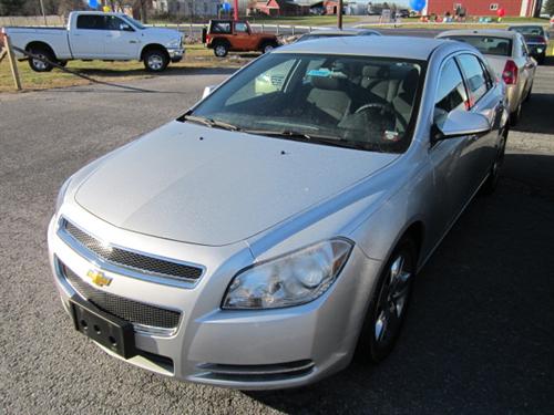 Chevrolet Malibu 2010 photo 2