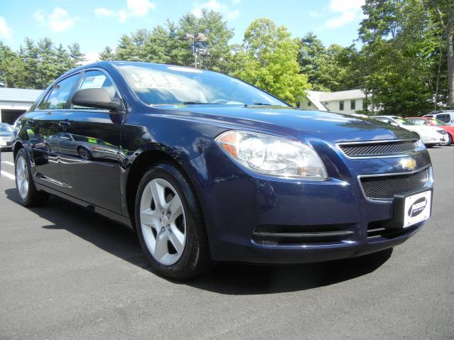 Chevrolet Malibu 2010 photo 2