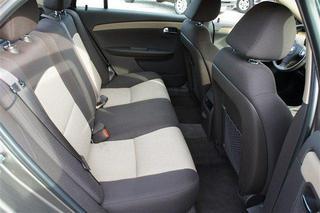 Chevrolet Malibu 2010 photo 2