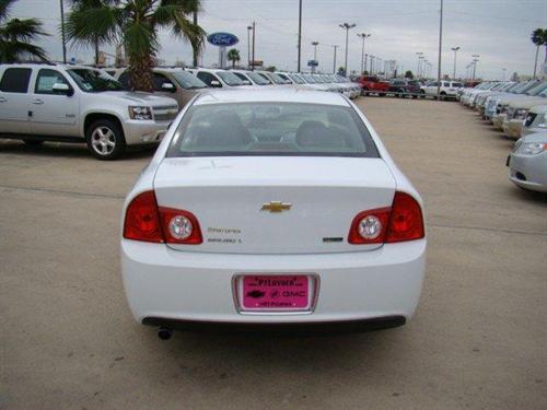 Chevrolet Malibu 2010 photo 3