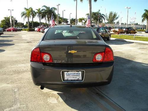 Chevrolet Malibu 2010 photo 2
