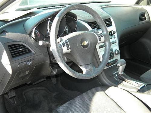 Chevrolet Malibu 2010 photo 4