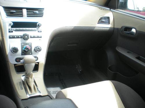 Chevrolet Malibu 2010 photo 4