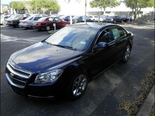 Chevrolet Malibu 2010 photo 2
