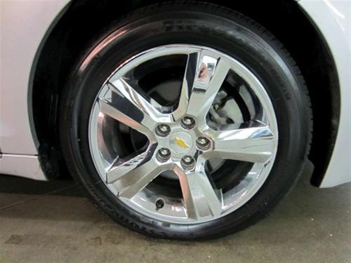 Chevrolet Malibu 2010 photo 3