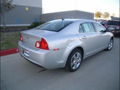 Chevrolet Malibu 2010 photo 4
