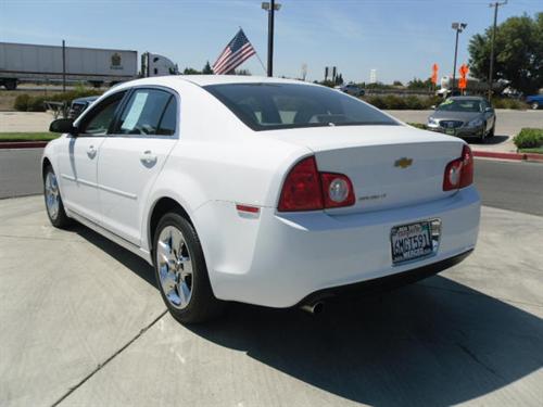 Chevrolet Malibu 2010 photo 2