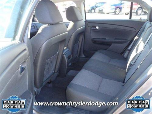 Chevrolet Malibu 2010 photo 3