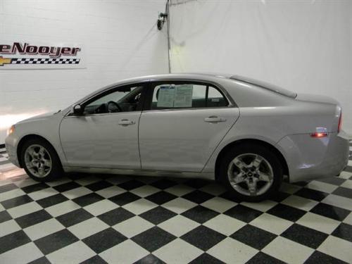 Chevrolet Malibu 2010 photo 1