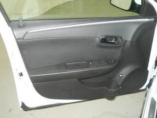 Chevrolet Malibu 2010 photo 2