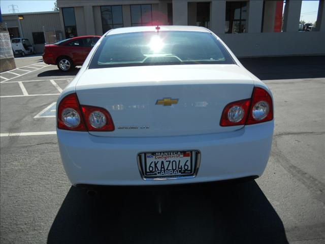 Chevrolet Malibu 2010 photo 4