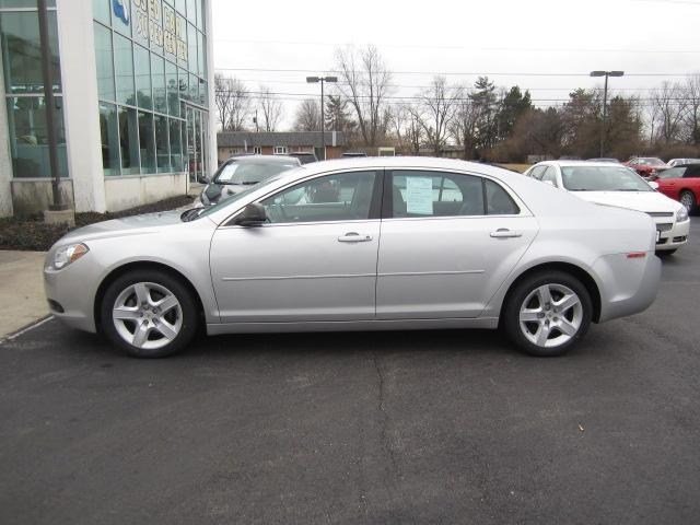 Chevrolet Malibu 2010 photo 1