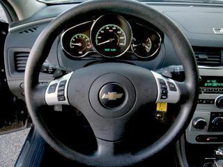 Chevrolet Malibu 2010 photo 2