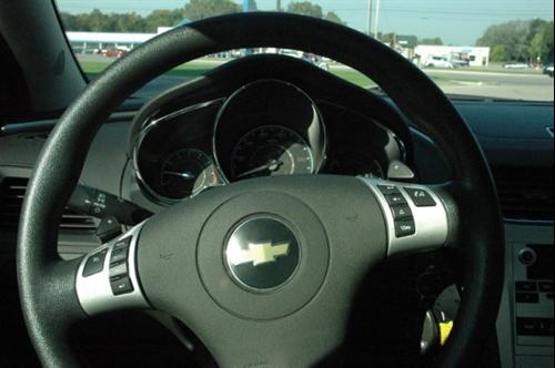 Chevrolet Malibu 2010 photo 3