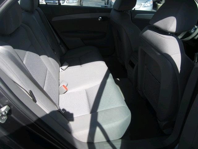 Chevrolet Malibu 2010 photo 2