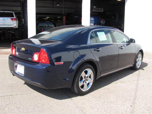 Chevrolet Malibu 2010 photo 1