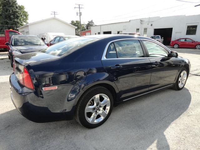 Chevrolet Malibu 2010 photo 4