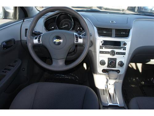 Chevrolet Malibu 2010 photo 4