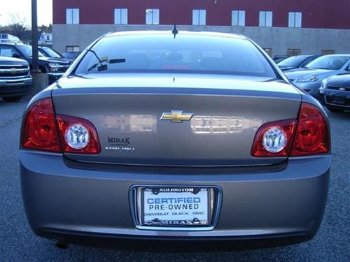 Chevrolet Malibu 2010 photo 3