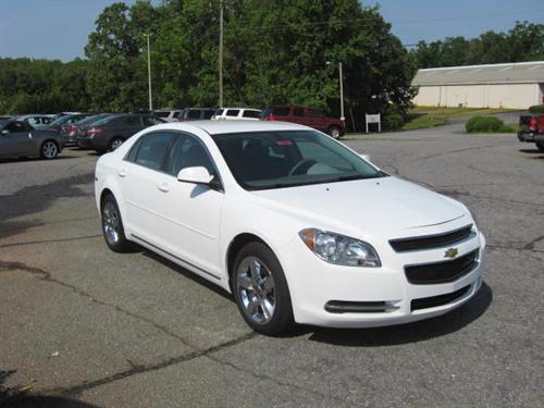 Chevrolet Malibu 2010 photo 2