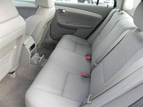 Chevrolet Malibu 2010 photo 2