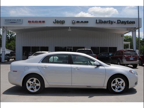 Chevrolet Malibu 2010 photo 2
