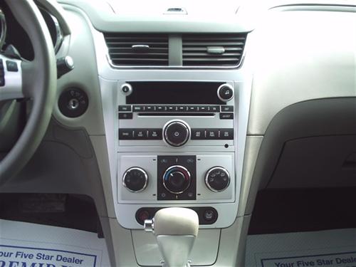 Chevrolet Malibu 2010 photo 5