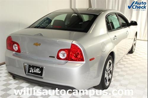 Chevrolet Malibu 2010 photo 4