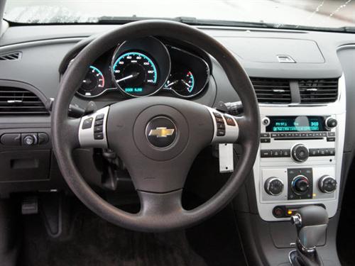 Chevrolet Malibu 2010 photo 4
