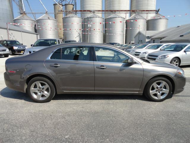 Chevrolet Malibu 2010 photo 3