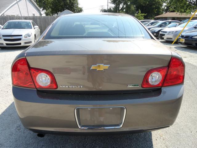 Chevrolet Malibu 2010 photo 5
