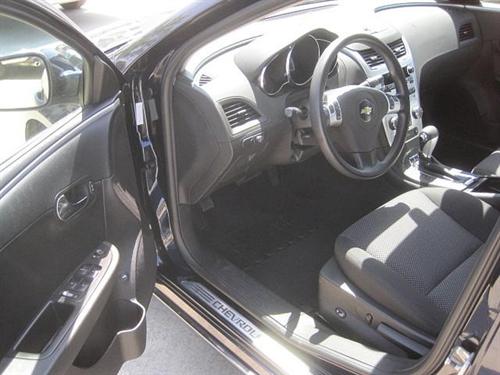 Chevrolet Malibu 2010 photo 3