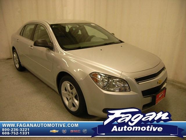 Chevrolet Malibu 2010 photo 3