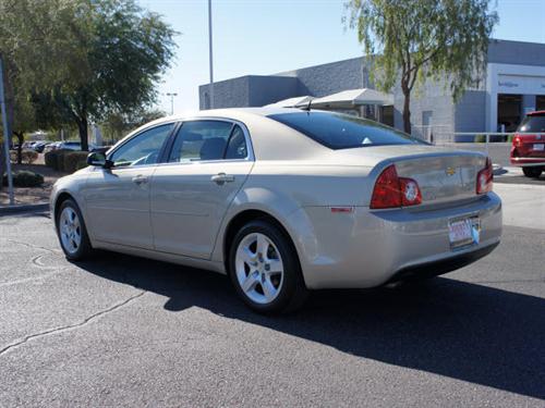Chevrolet Malibu 2010 photo 3