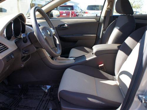 Chevrolet Malibu 2010 photo 4