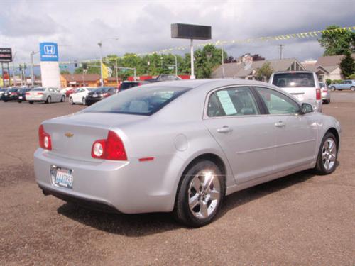 Chevrolet Malibu 2010 photo 2