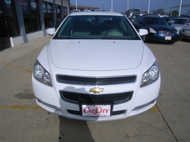 Chevrolet Malibu 2010 photo 1