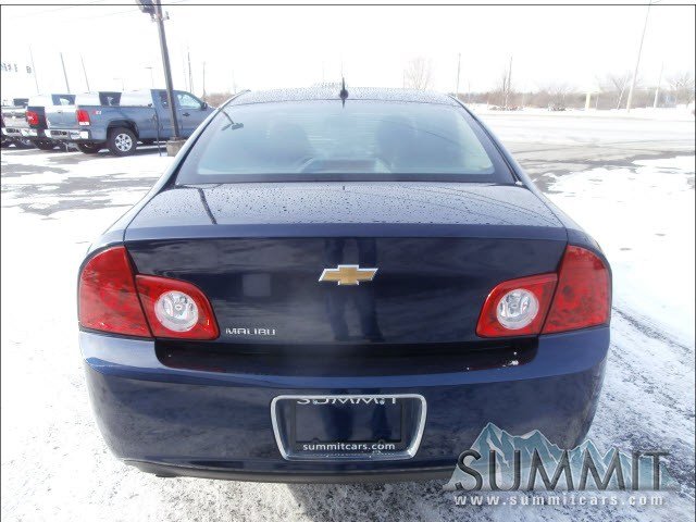Chevrolet Malibu 2010 photo 3