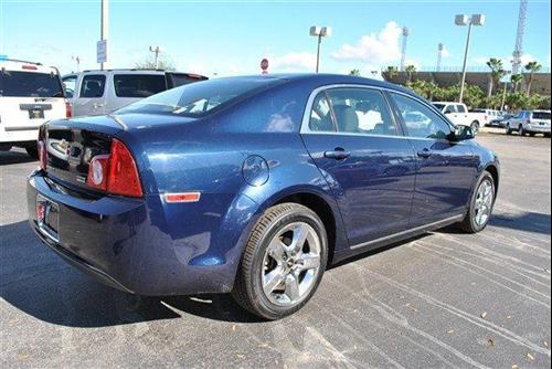 Chevrolet Malibu 2010 photo 2