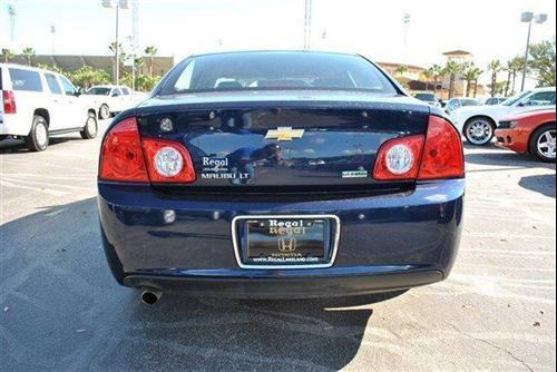Chevrolet Malibu 2010 photo 3