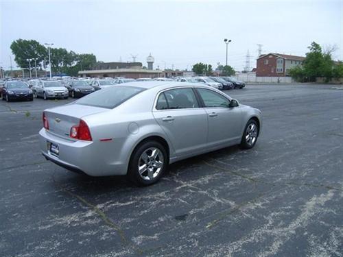 Chevrolet Malibu 2010 photo 3