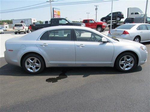 Chevrolet Malibu 2010 photo 3