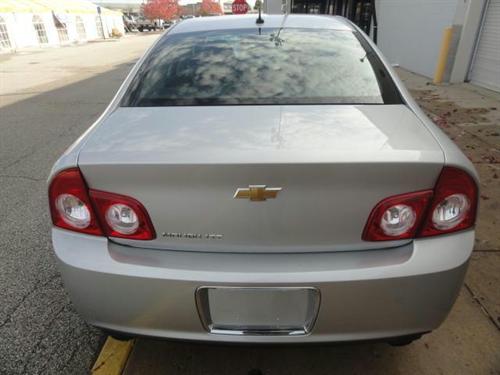 Chevrolet Malibu 2010 photo 4