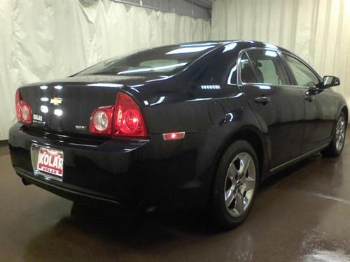 Chevrolet Malibu 2010 photo 3