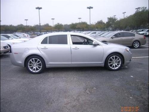 Chevrolet Malibu 2010 photo 3