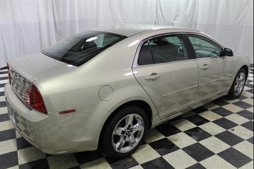 Chevrolet Malibu 2010 photo 2